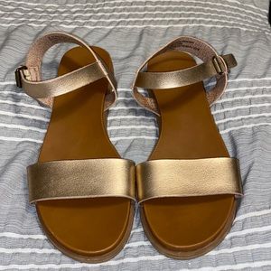 Champagne/rose gold sandals